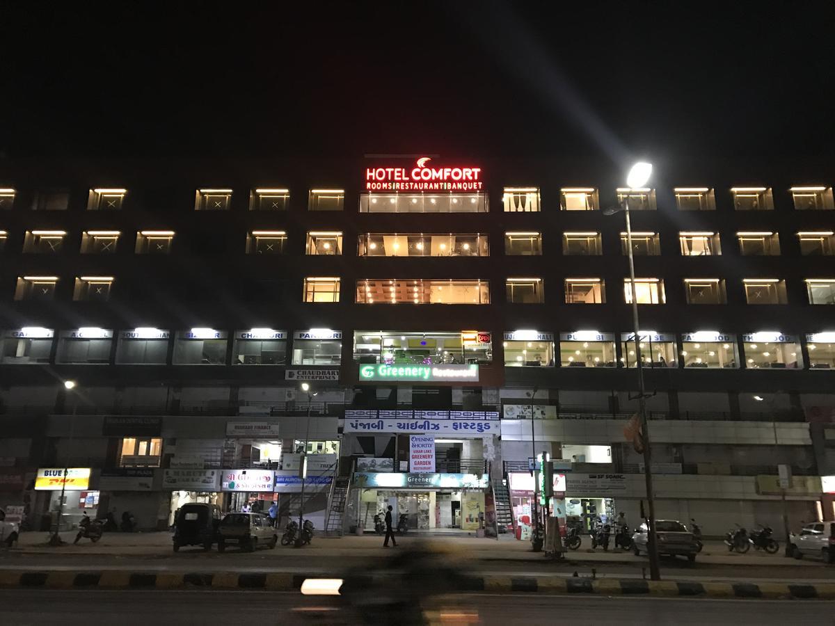 Hotel Comfort Bharuch Exterior foto